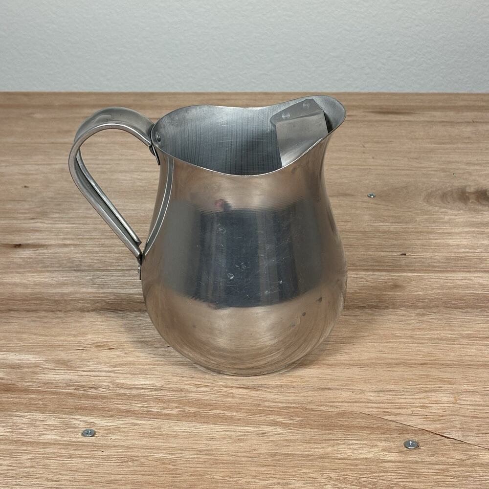Vintage Vollrath‎ Aluminum Water Pitcher with Ice Guard 68174 Discontinued 2.5QT